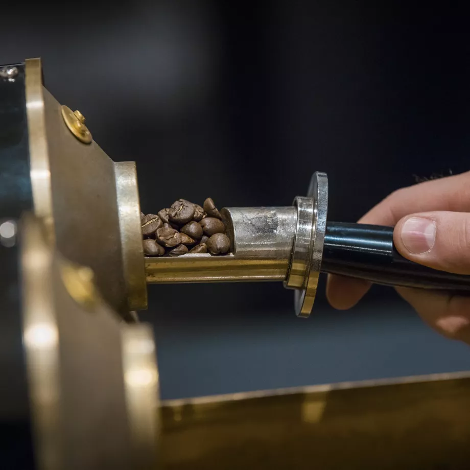 Torréfacteur artisanal de café haut de gamme en Bretagne.